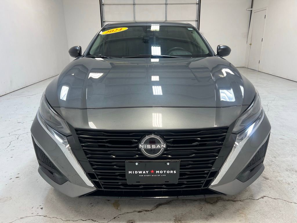 Used 2024 Nissan Altima 2.5 S image 13