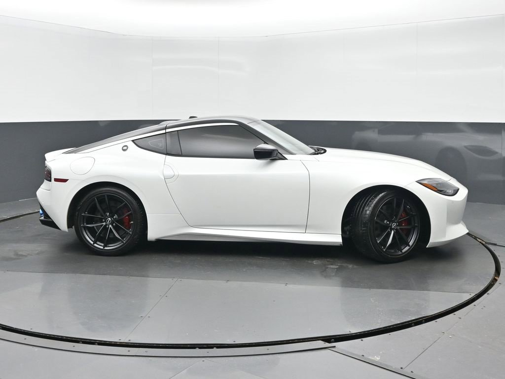 Used 2023 Nissan Z Performance w/ Floor Mat Package (L93) image 2