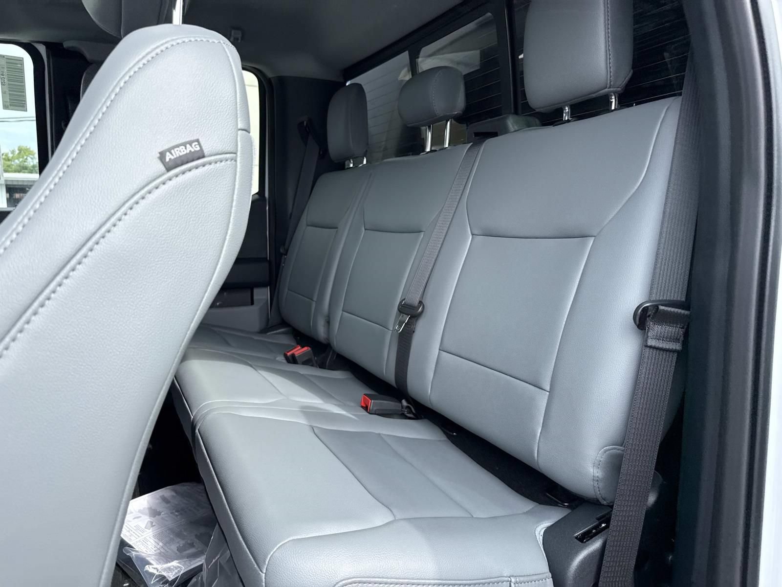 New 2026 Ford F550 4x4 Supercab Super Duty image 11