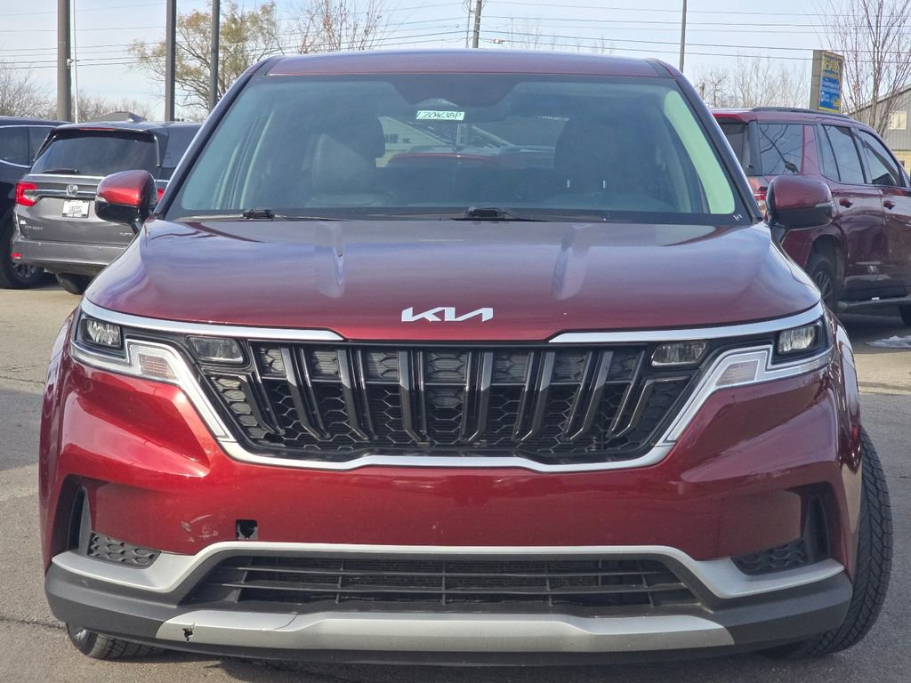 Used 2024 Kia Carnival LX image 10