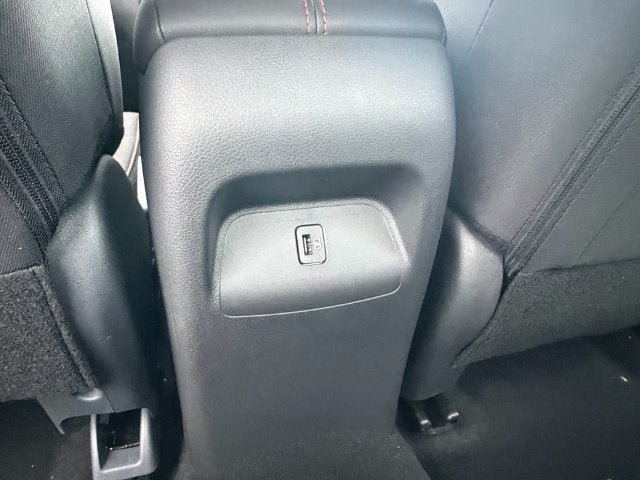 New 2025 Nissan Sentra SR w/ Midnight Edition FWD image 9