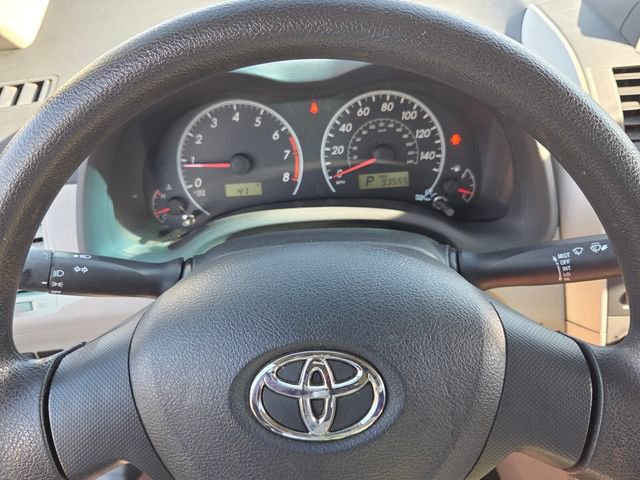Used 2013 Toyota Corolla L FWD image 21