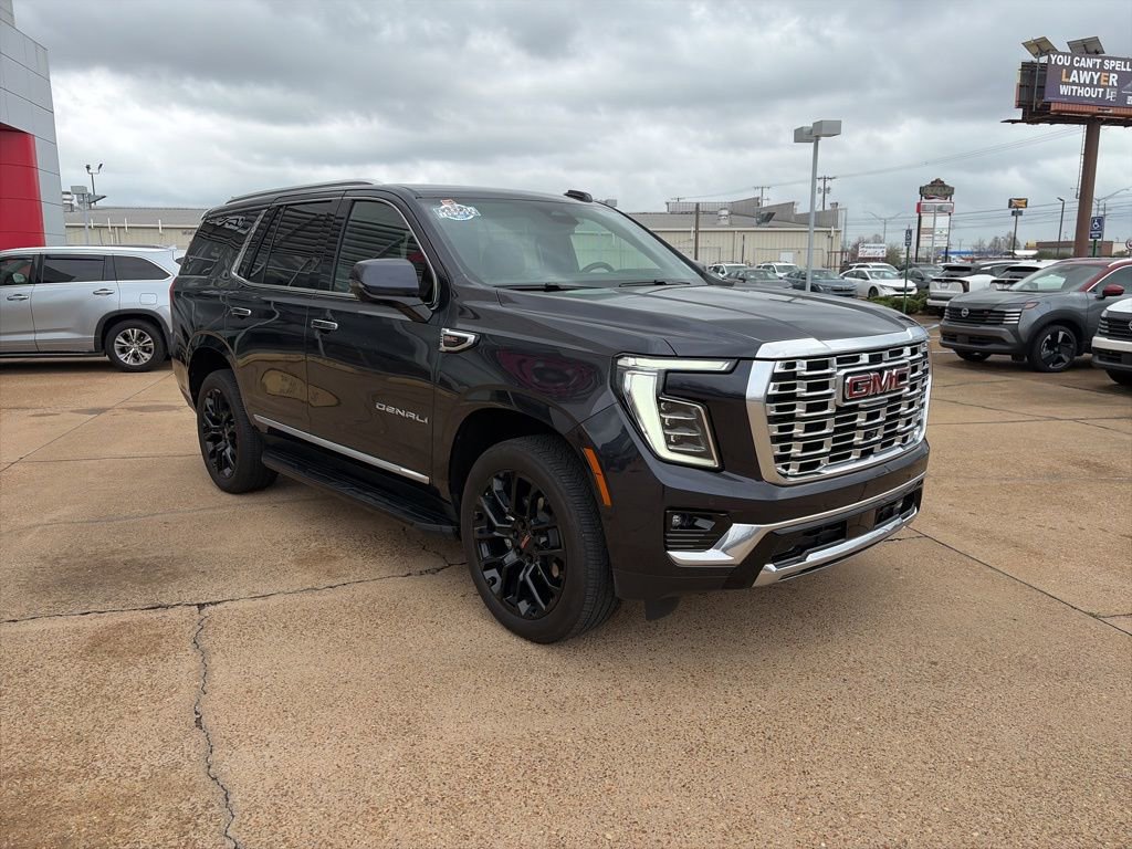 Used 2025 GMC Yukon Denali w/ LPO, Floor Liner Package image 6