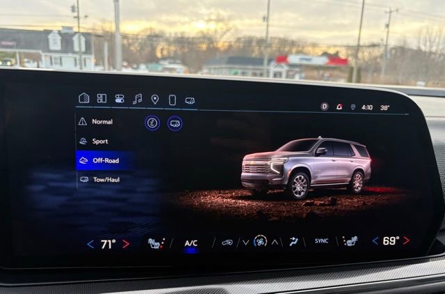 Used 2025 Chevrolet Tahoe RST w/ RST Capability Package image 58