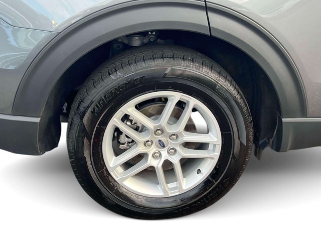 Used 2026 Ford Explorer Active AWD/4WD image 12