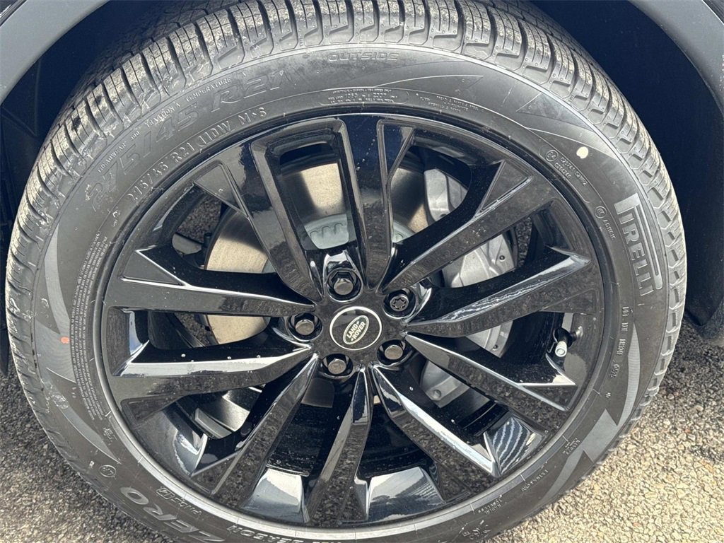 New 2026 Land Rover Discovery S image 11