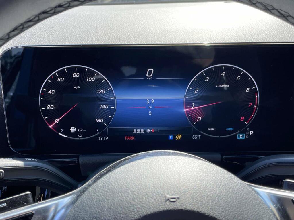 New 2026 Mercedes-Benz GLA 250 4MATIC image 3