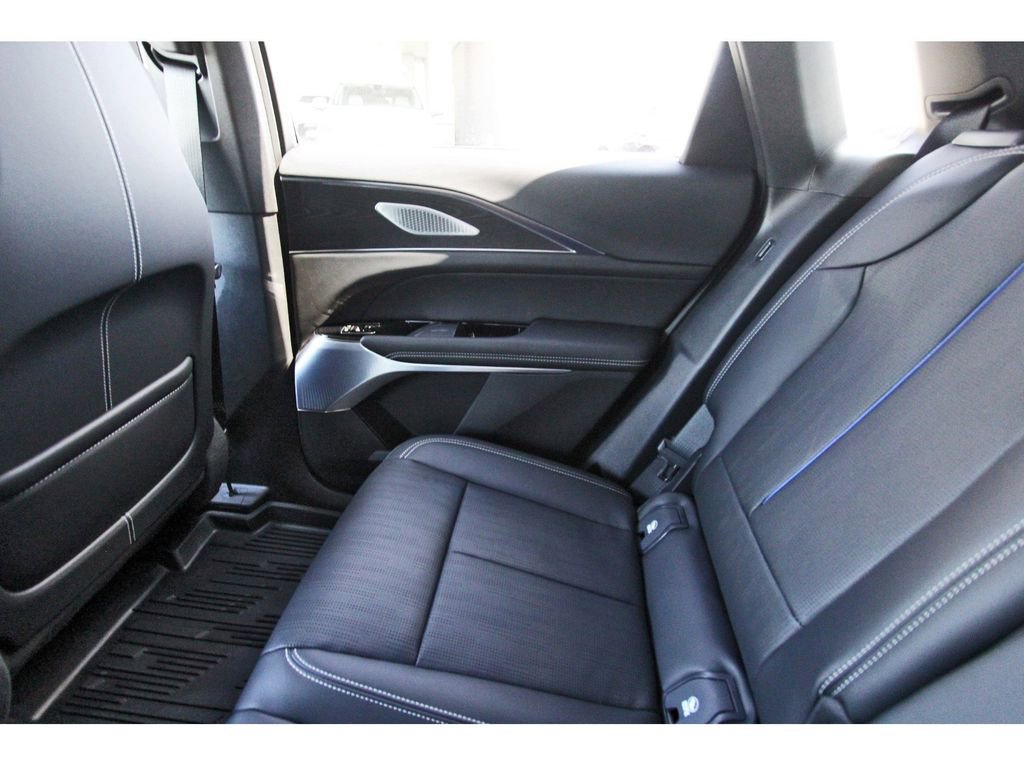 New 2026 Cadillac Lyriq Signature Sport image 12