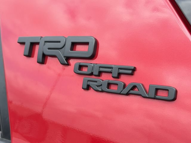 Used 2021 Toyota 4Runner TRD Off-Road Premium w/ Moonroof Package AWD/4WD image 34