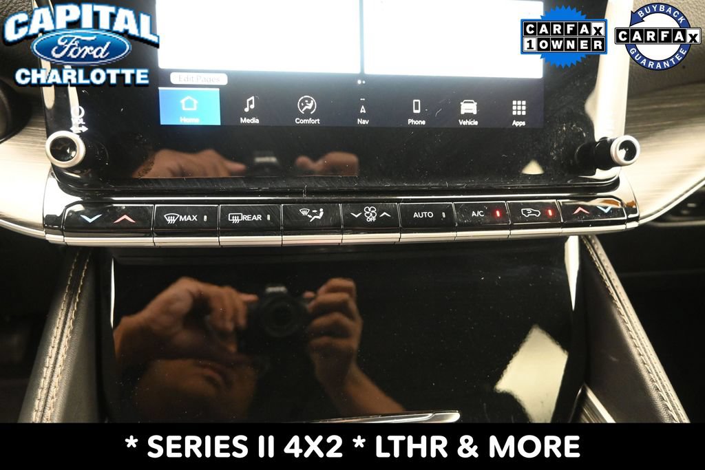 Used 2024 Jeep Wagoneer Series II w/ Flexible Seating Group RWD image 17