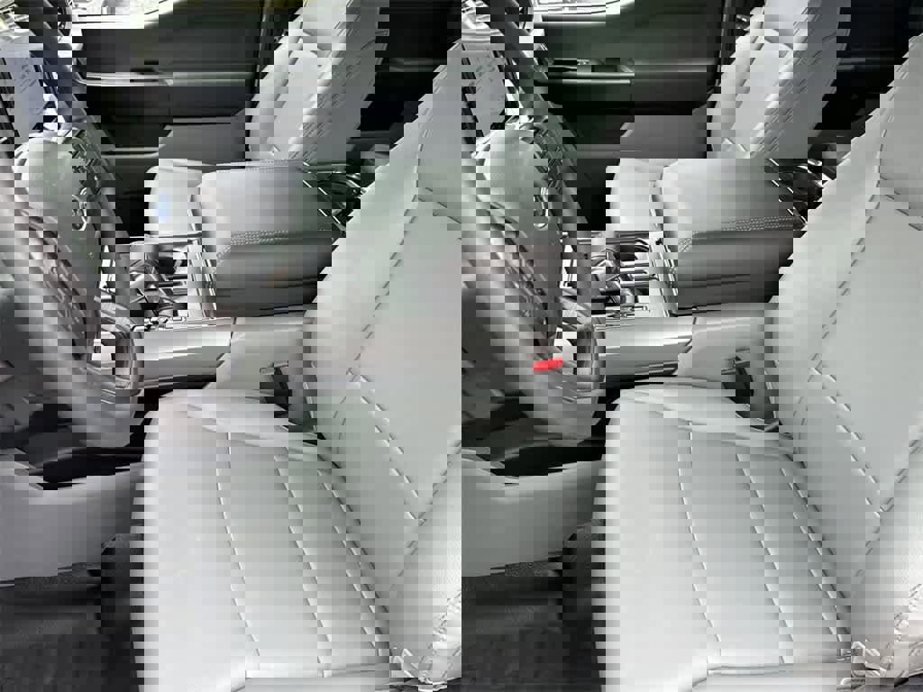 New 2023 Ford F150 Lightning Pro image 12