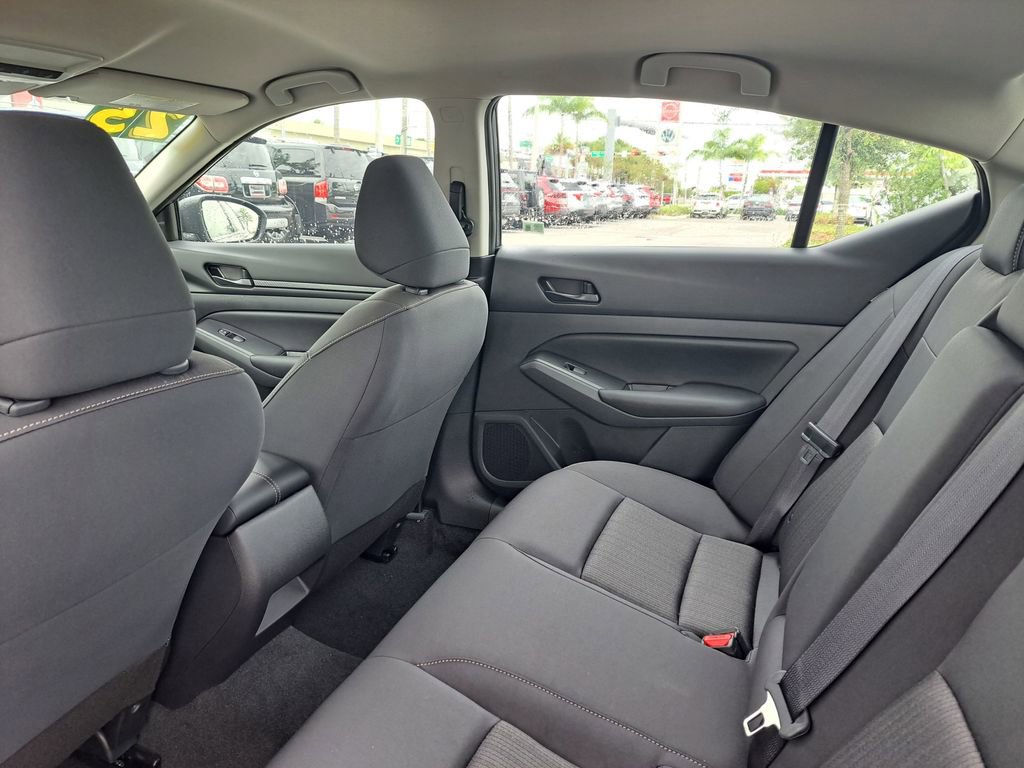 Used 2025 Nissan Altima 2.5 S image 8