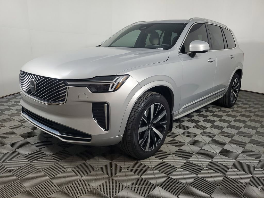 Certified 2025 Volvo XC90 B6 Core w/ Climate Package image 4