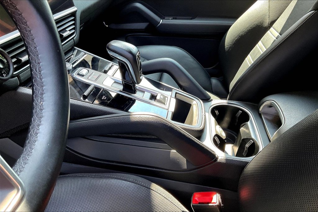 Used 2023 Porsche Cayenne S AWD/4WD image 16