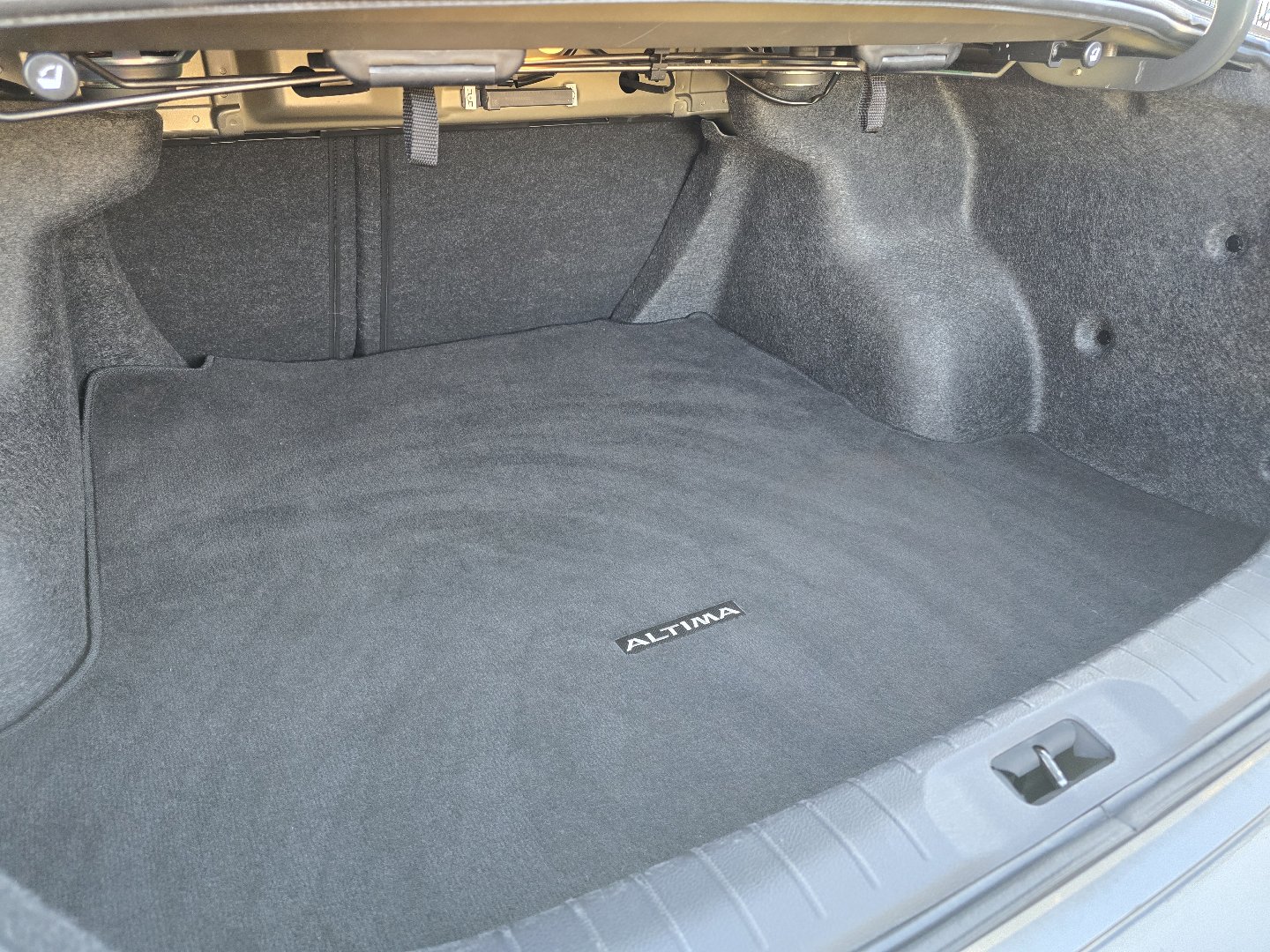 Used 2024 Nissan Altima 2.5 SR image 21