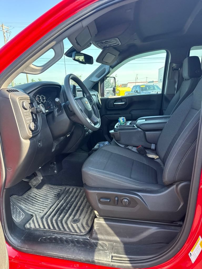 Used 2023 Chevrolet Silverado 2500 Custom w/ Custom Value Package AWD/4WD image 5