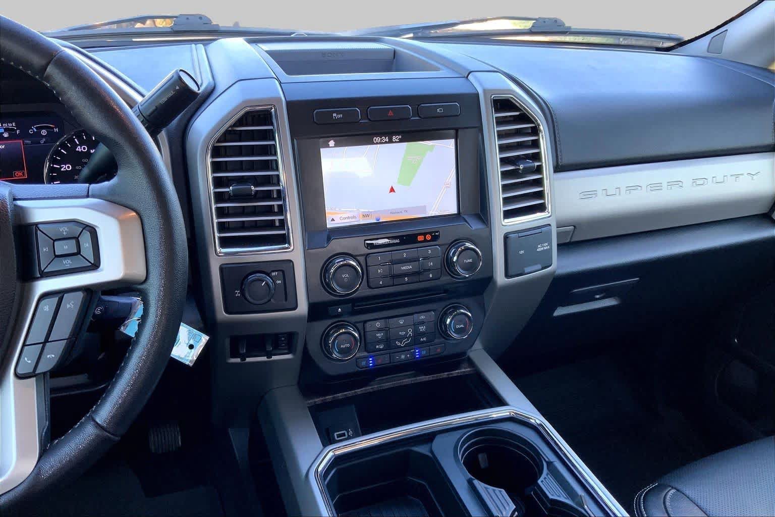 Certified 2017 Ford F250 Lariat w/ Lariat Value Package RWD image 7