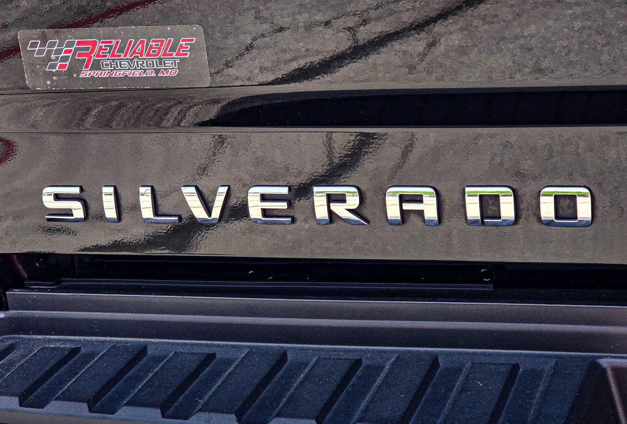 Used 2017 Chevrolet Silverado 3500 LTZ w/ Duramax Plus Package AWD/4WD image 9