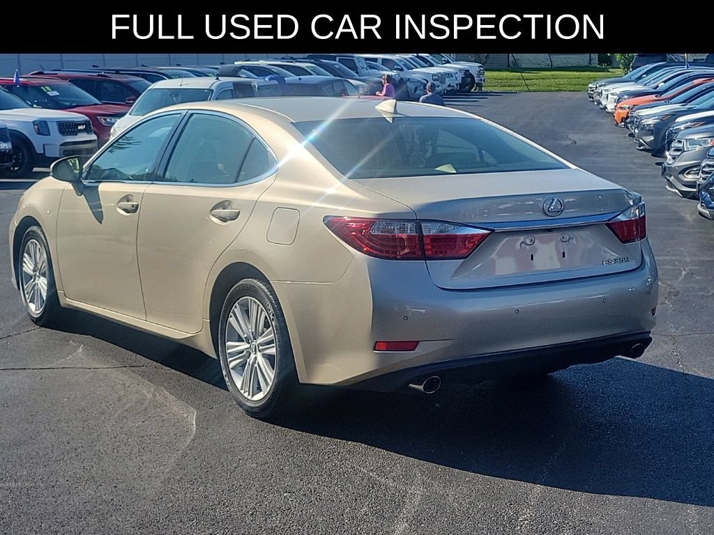Used 2015 Lexus ES 350 w/ Premium Package FWD image 3