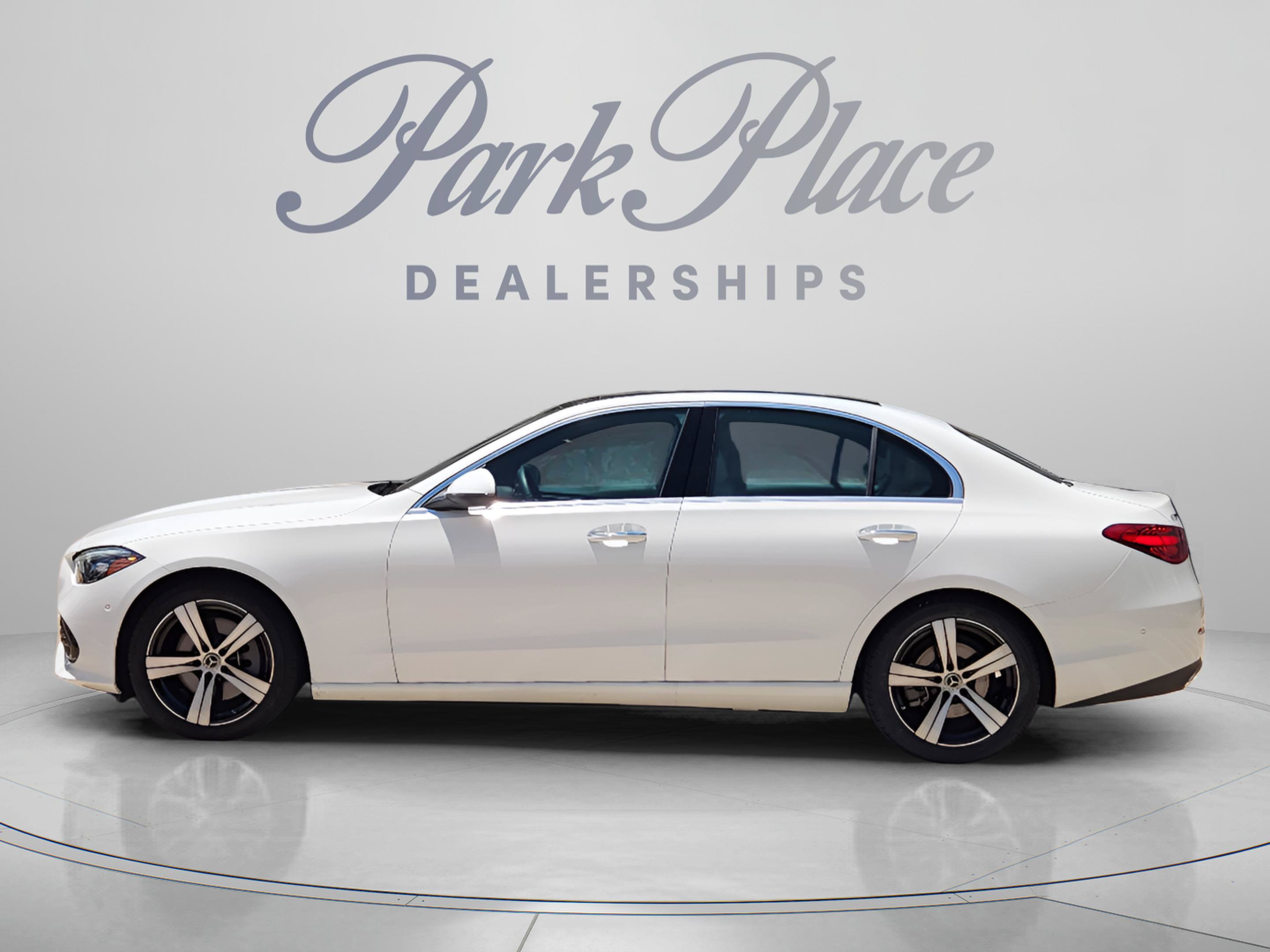 Used 2025 Mercedes-Benz C 300 Sedan image 2