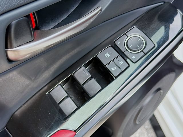 Used 2025 Lexus IS 350 F Sport RWD image 20