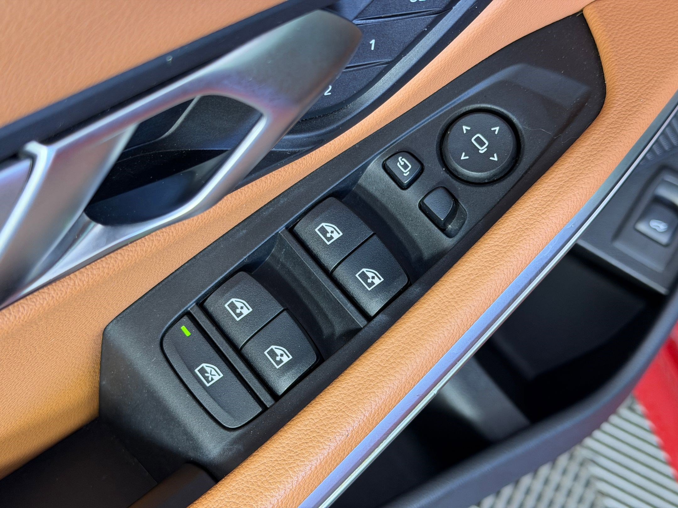 Used 2023 BMW 330i Sedan w/ Premium Package image 23