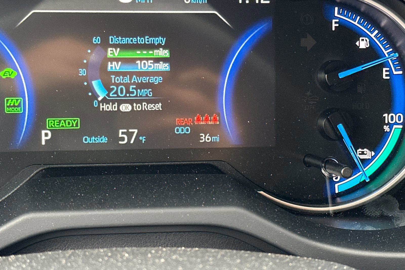 Certified 2025 Toyota RAV4 SE image 25