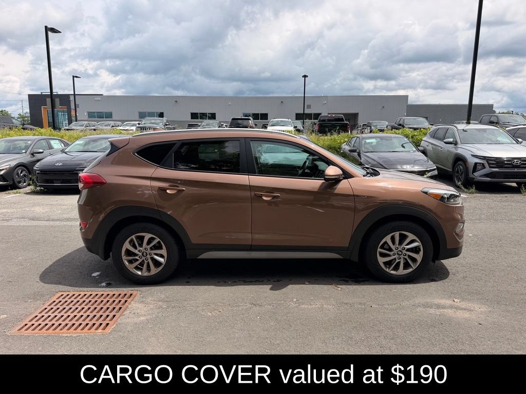 Used 2017 Hyundai Tucson SE Plus AWD/4WD image 3