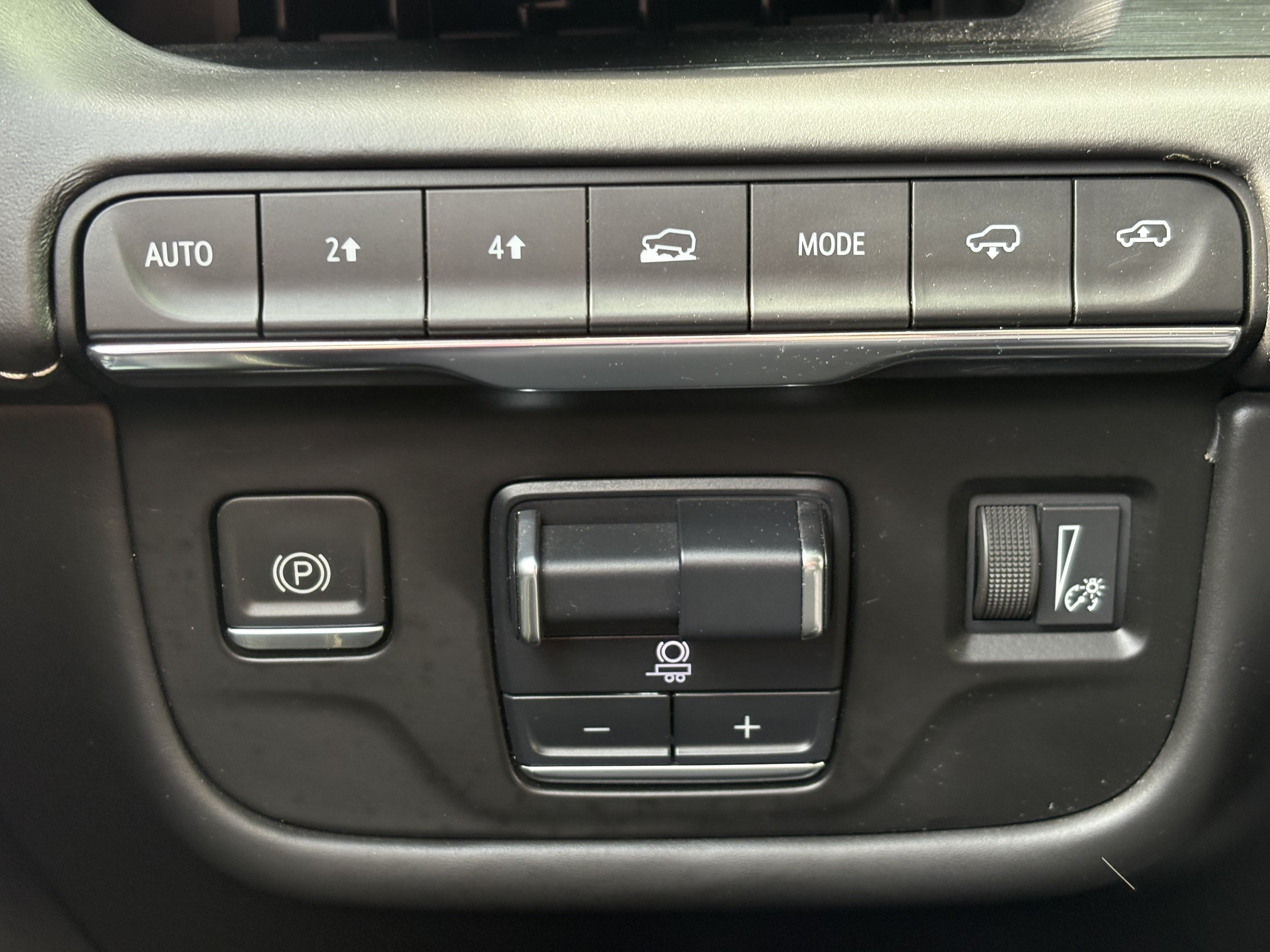 Used 2021 Cadillac Escalade ESV Sport Platinum AWD/4WD image 32