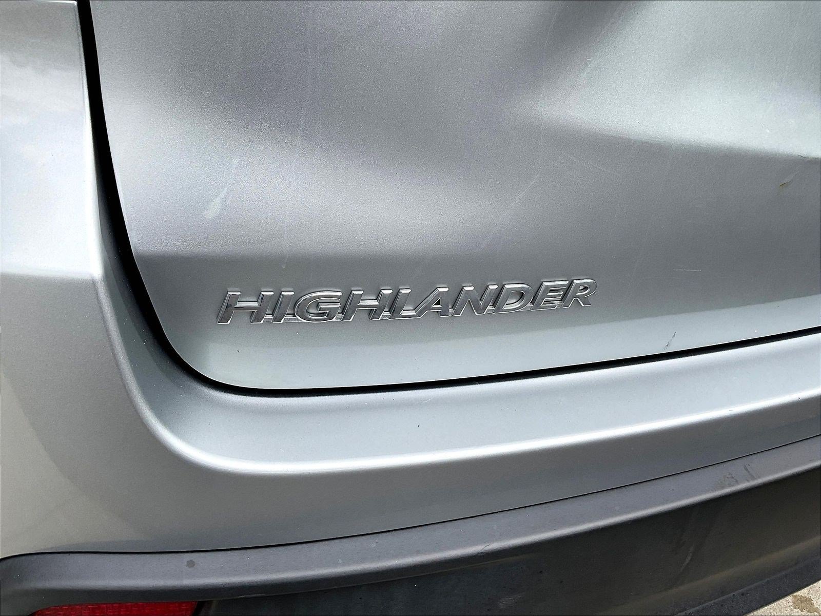 Used 2019 Toyota Highlander SE AWD/4WD image 24