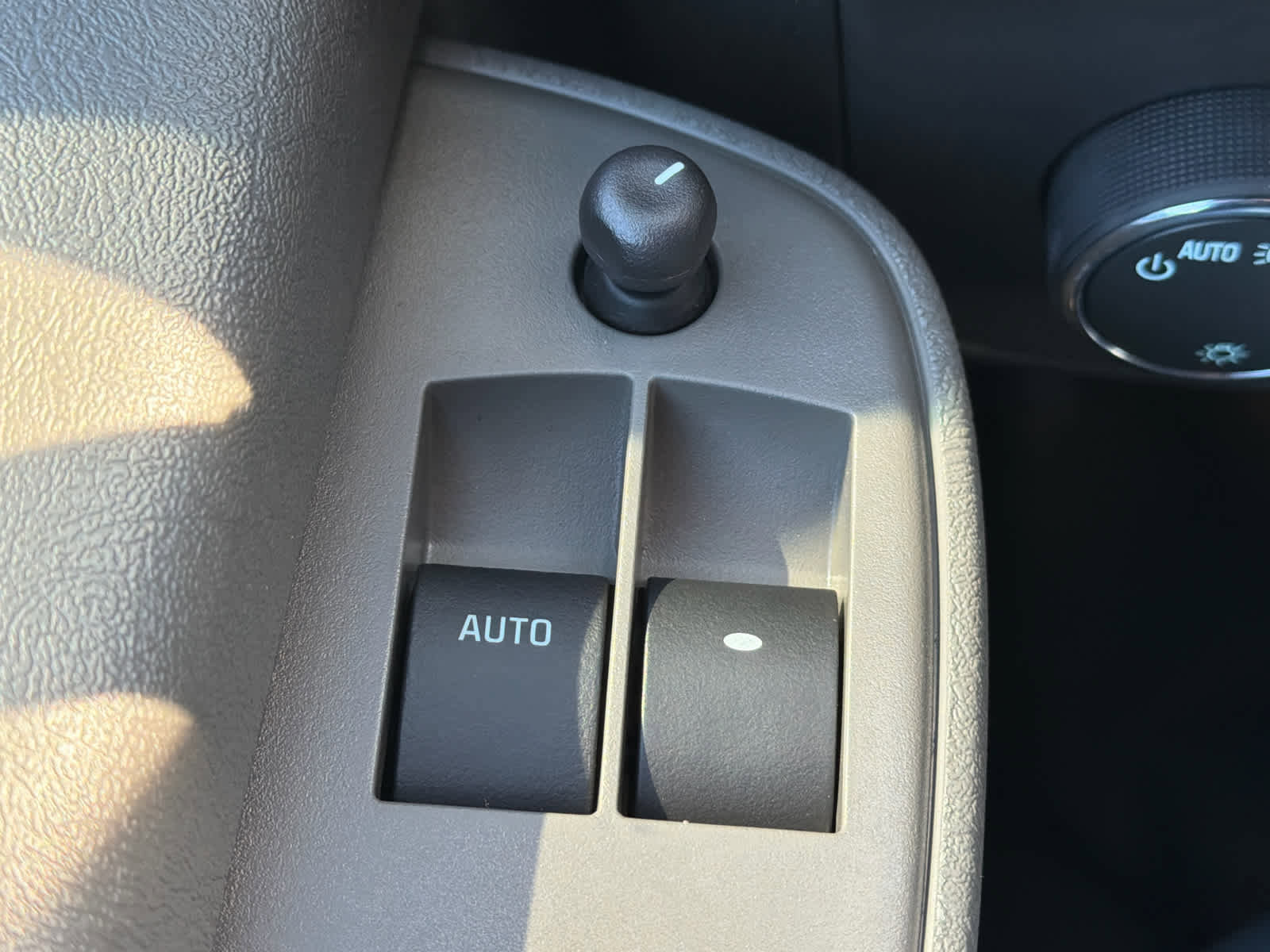 New 2025 Chevrolet Express 2500 w/ Driver Convenience Package image 22