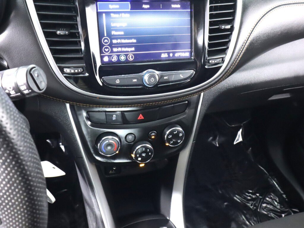 Used 2021 Chevrolet Trax LS w/ Tint and Cruise Package AWD/4WD image 15