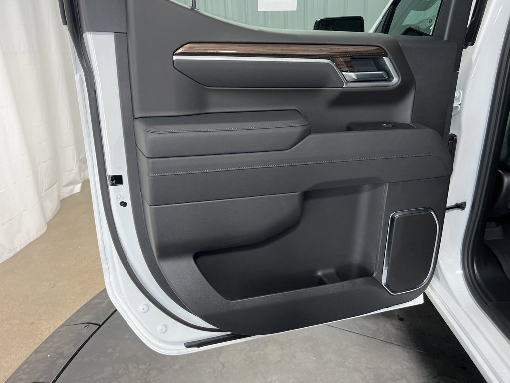 New 2026 Chevrolet Silverado 1500 RST image 17