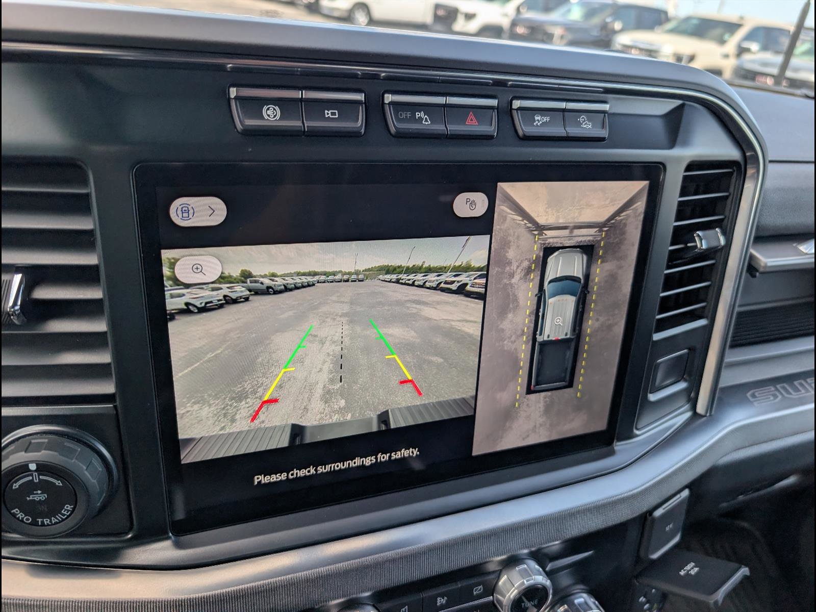 Used 2024 Ford F350 Platinum w/ Tremor Off-Road Package image 7