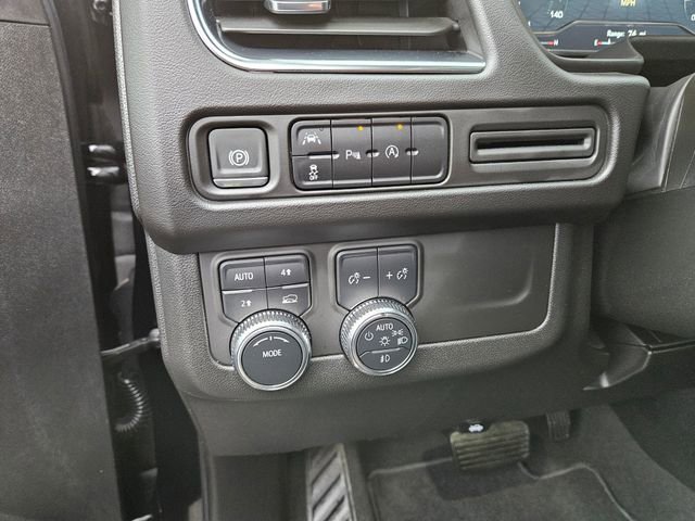 Used 2024 GMC Yukon SLE image 20