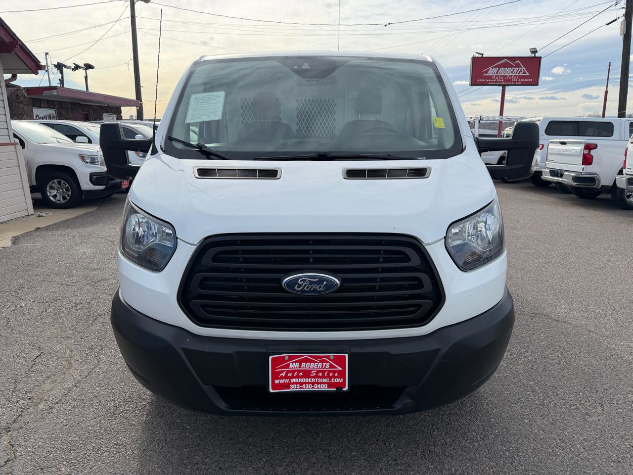 Used 2019 Ford Transit 250 130 Low Roof image 3