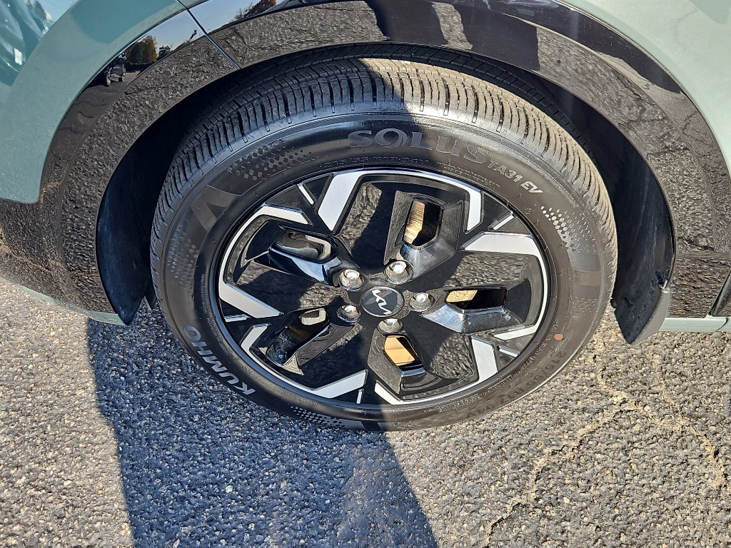 Used 2023 Kia Niro Wind w/ Wind Preserve Package image 28