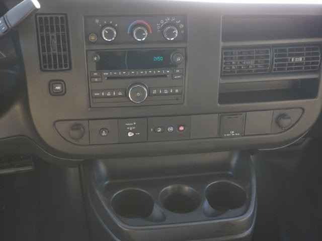 Used 2015 Chevrolet Express 2500 LT w/ LT Preferred Equipment Group RWD image 23