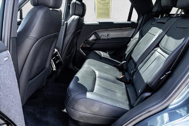 Used 2024 Land Rover Range Rover Sport SE AWD/4WD image 21