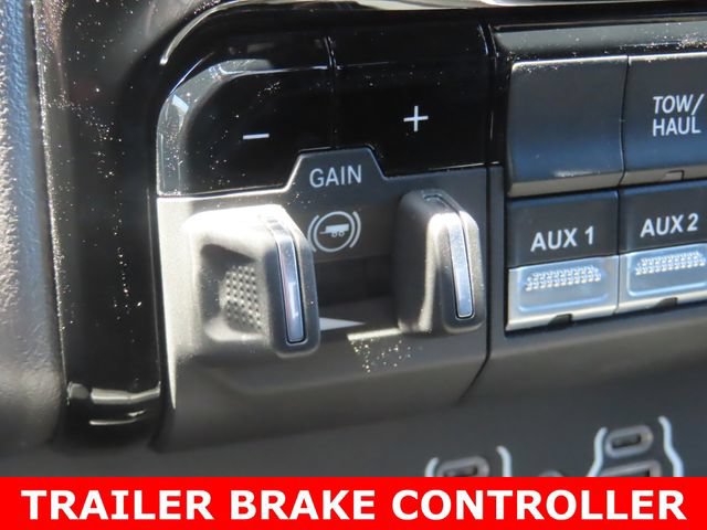 New 2026 RAM 3500 Big Horn AWD/4WD image 34