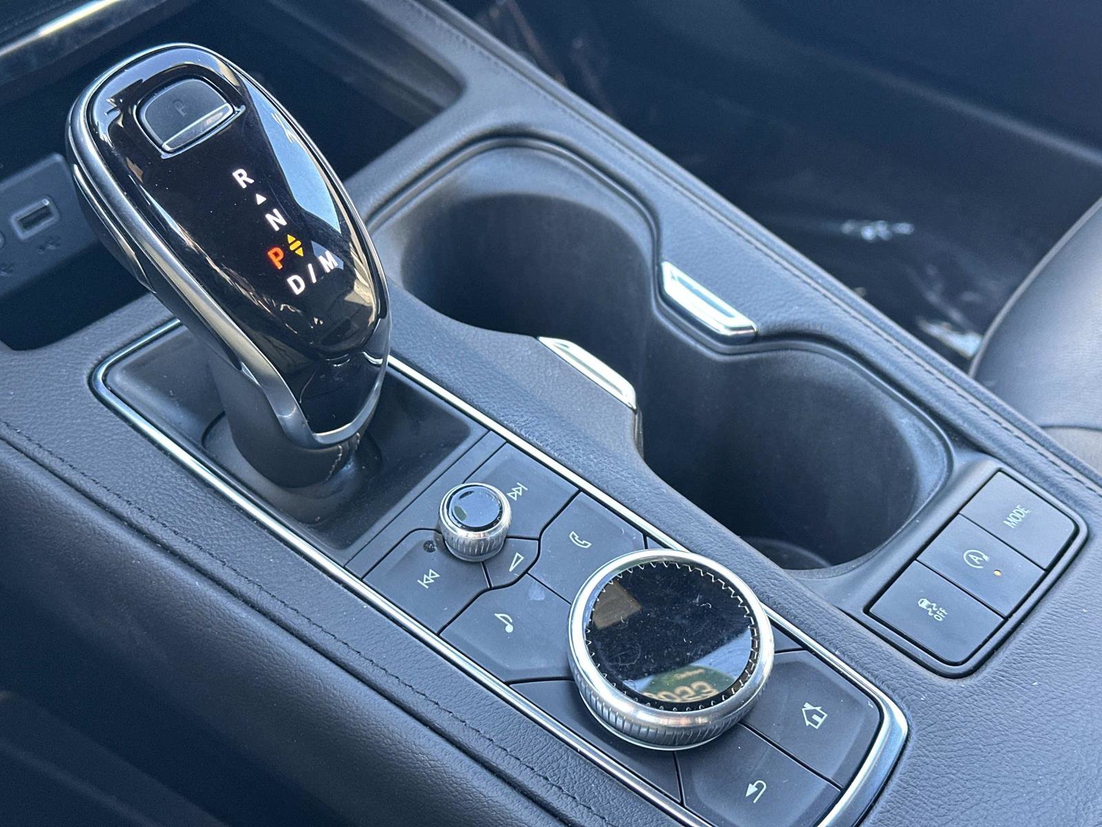 Certified 2023 Cadillac XT4 Sport w/ Technology Package image 32