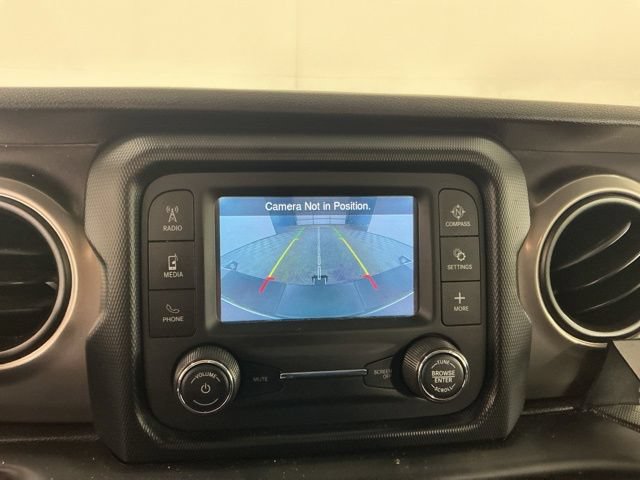 Used 2019 Jeep Wrangler Sport AWD/4WD image 19