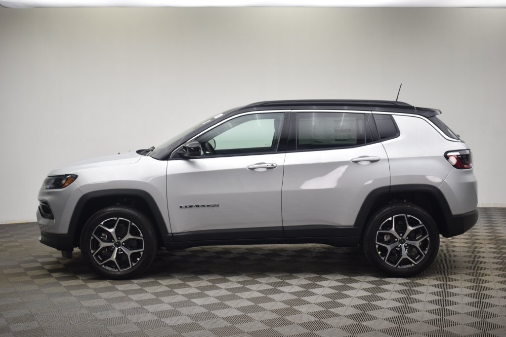 New 2026 Jeep Compass Limited w/ Sun, Sound & Navigation Group AWD/4WD image 12