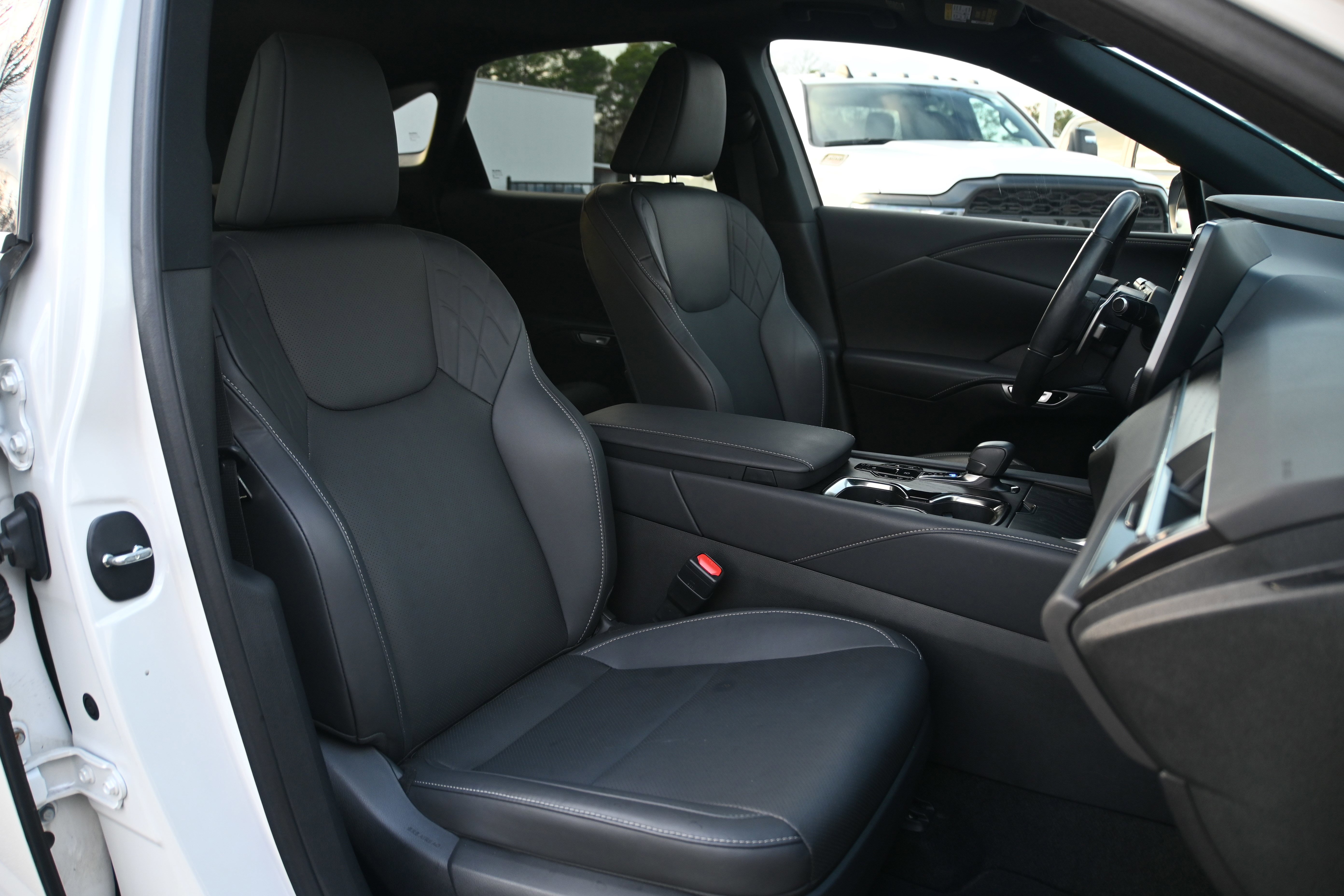 Used 2024 Lexus RX 350 Premium w/ Convenience Package image 18