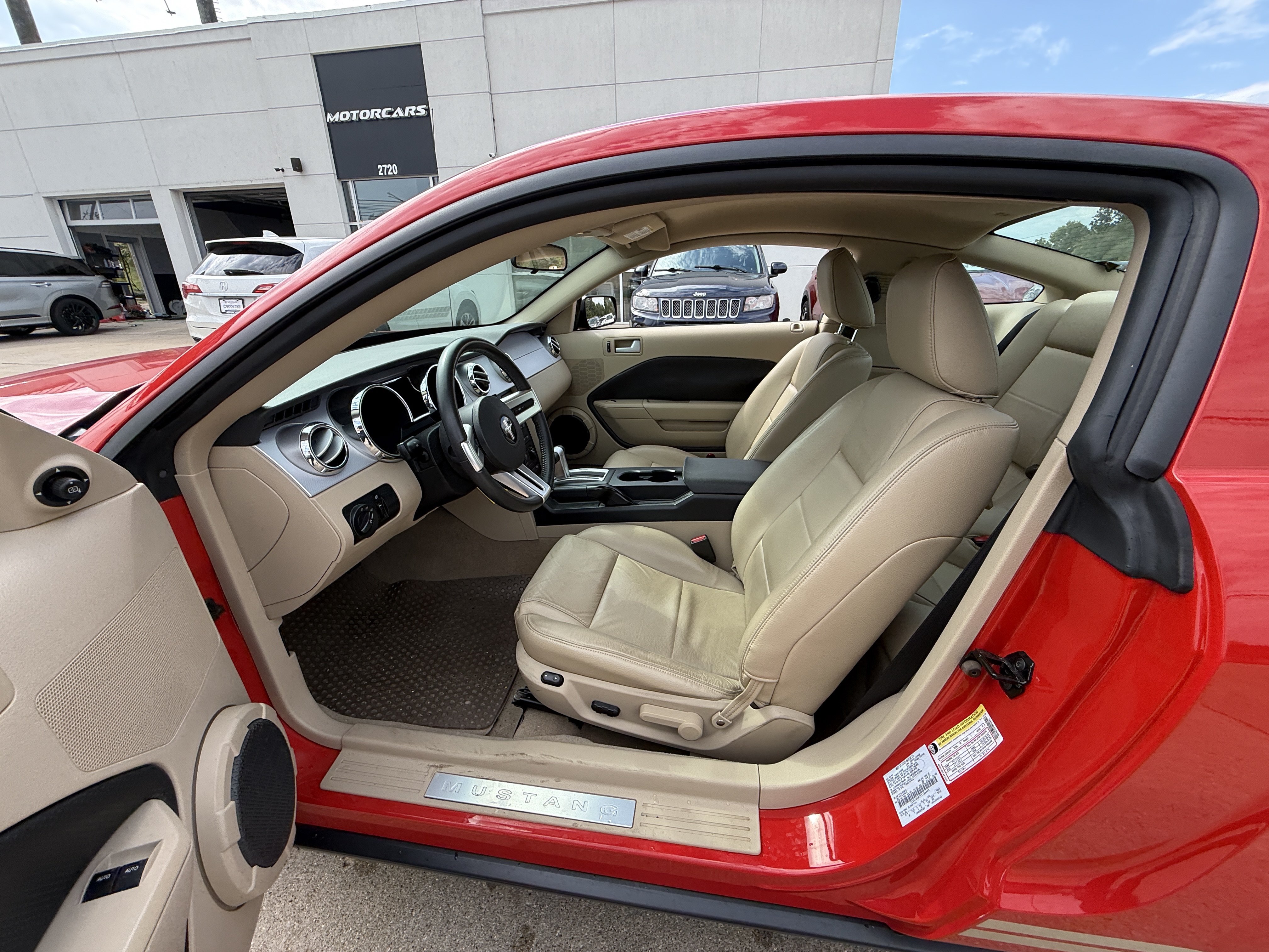 Used 2005 Ford Mustang Premium RWD image 11