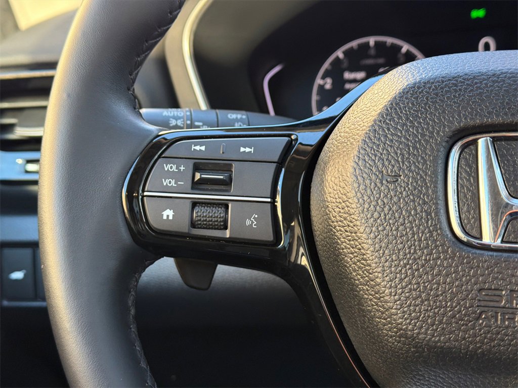 Used 2024 Honda Pilot Touring image 26