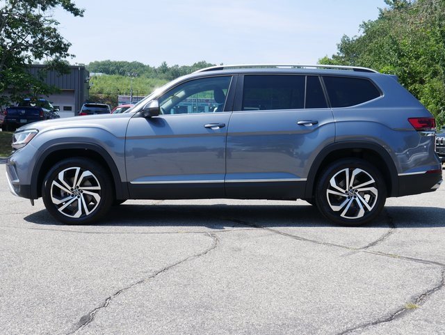 Used 2022 Volkswagen Atlas SEL image 3