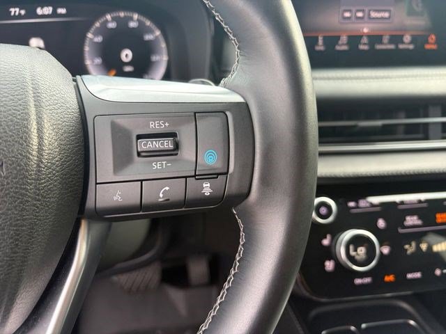 Used 2023 INFINITI QX60 Sensory w/ Cargo Package AWD/4WD image 7