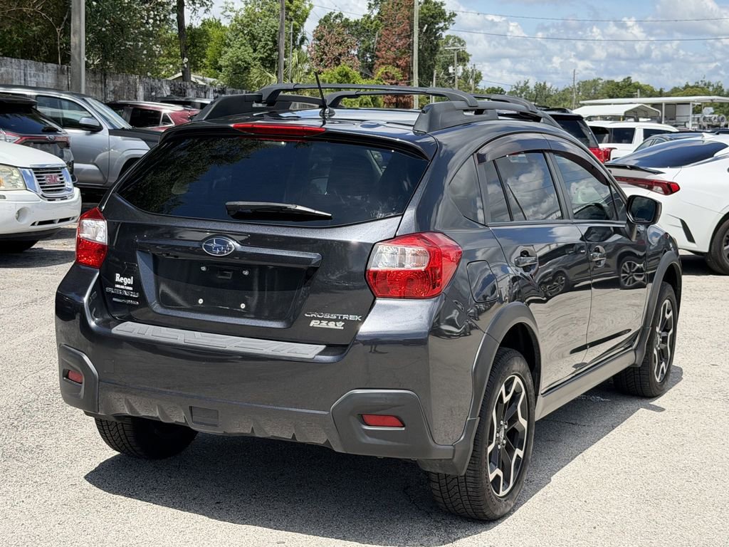 Used 2017 Subaru Crosstrek 2.0i Premium AWD/4WD image 5