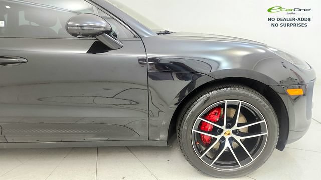 Used 2024 Porsche Macan S AWD/4WD image 21